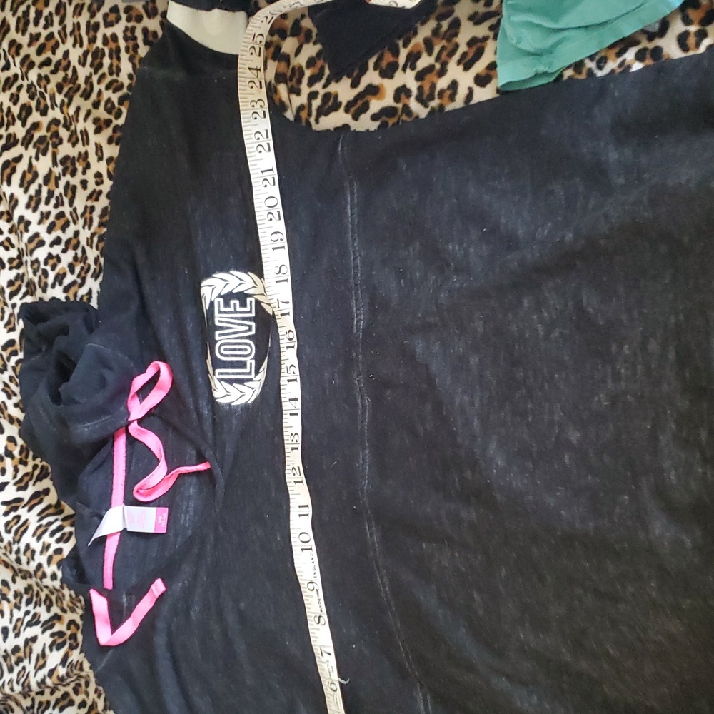 No Boundaries Lightweight Black Hoodie with Pink Drawstrings - Picture 6 of 9
